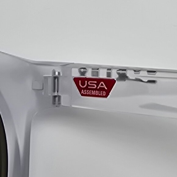 Oakley OO9474-0452 Spindrift Matte Clear Frame Prizm Sapphire Iridium Sunglasses - Picture 10 of 15